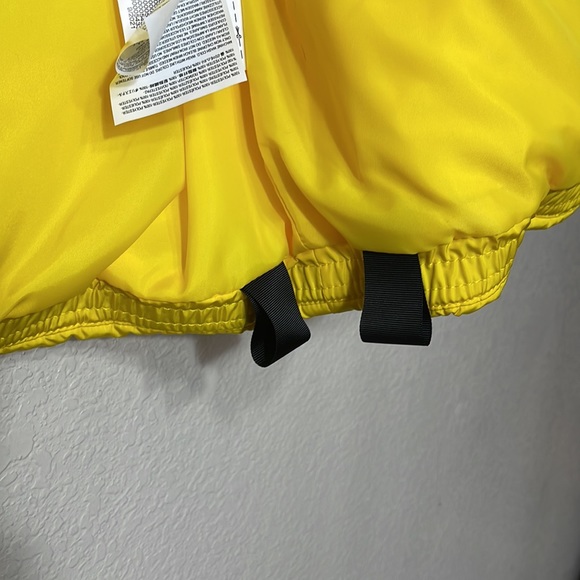 Vans yellow puffer vest rapper Tierra Whack Weird Hype and Creative Kids - Picture 7 of 15